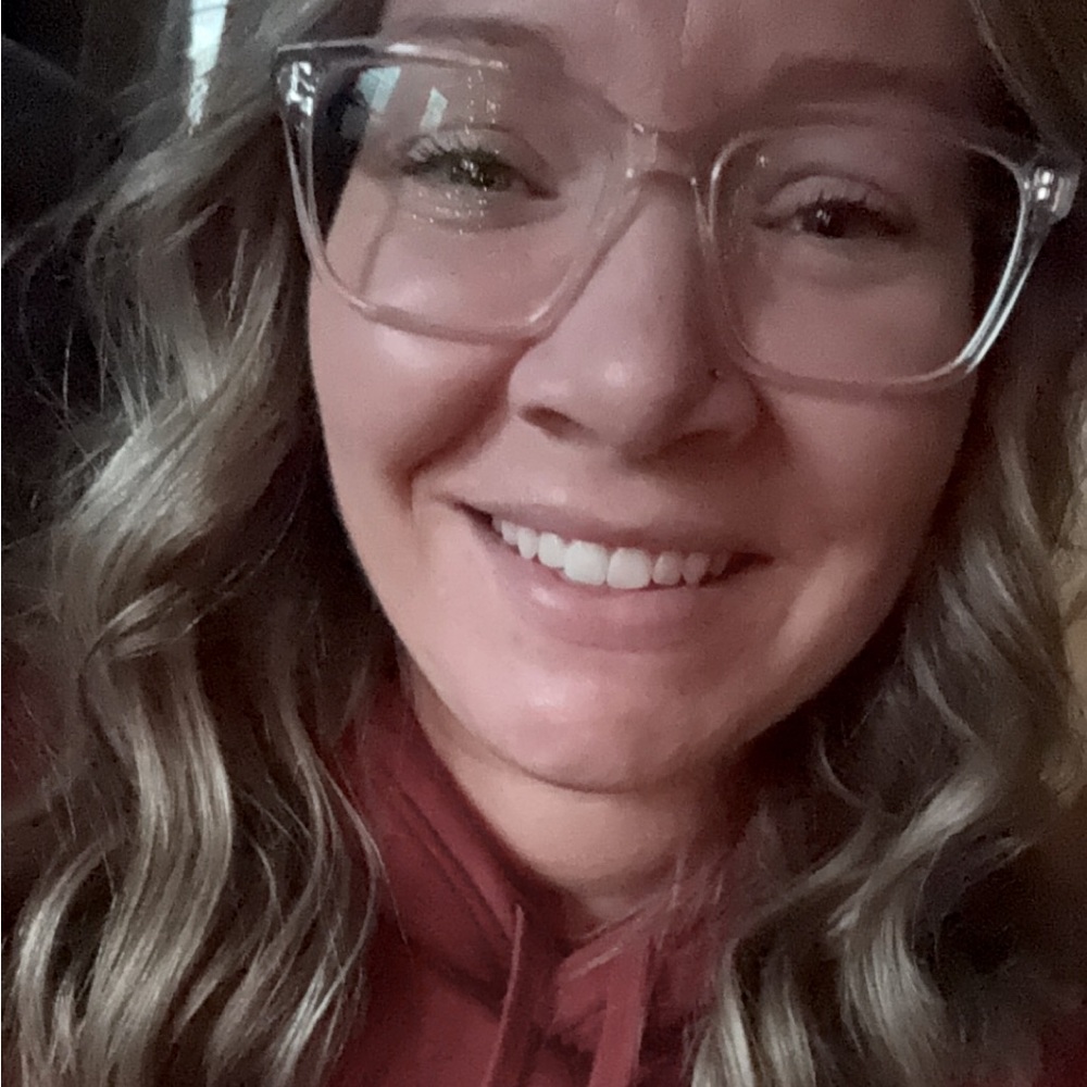Meet your Posher, Natalie